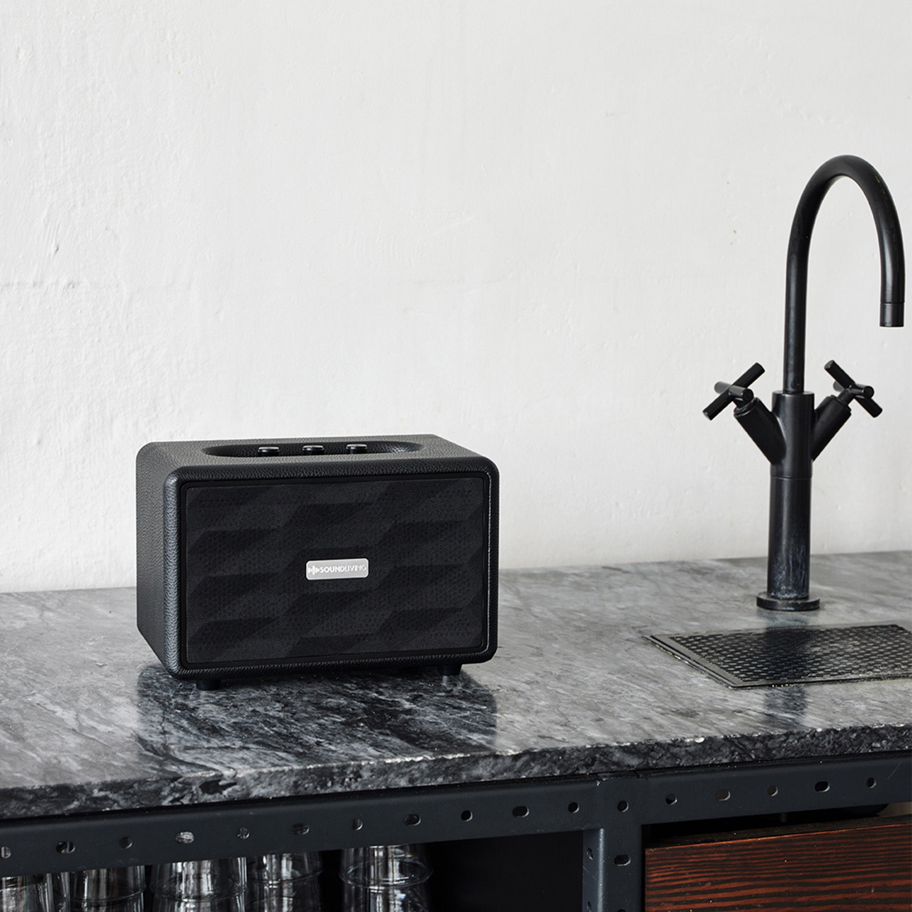 Base højttaler black